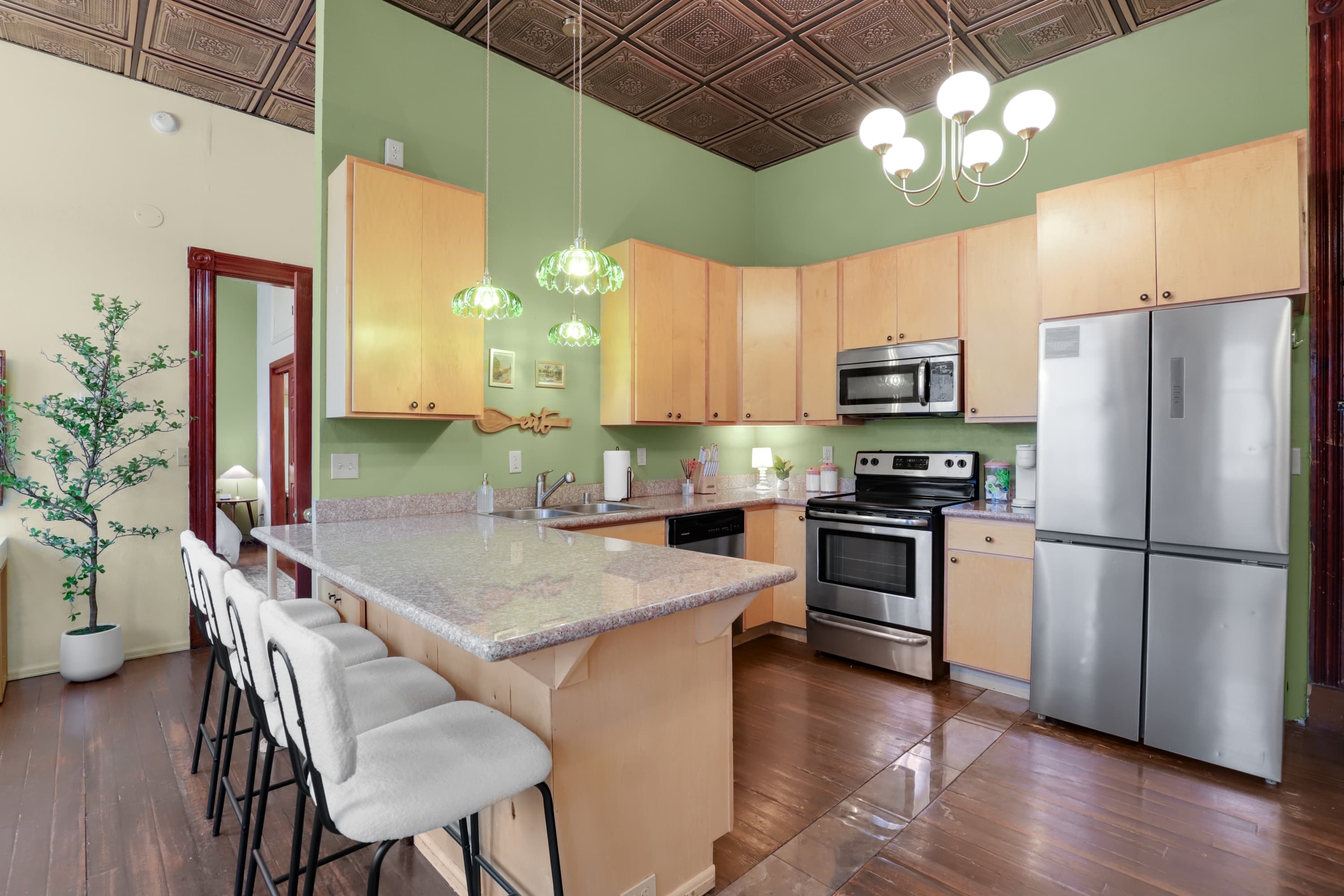 The Riverdale bedroom in downtown Great Falls