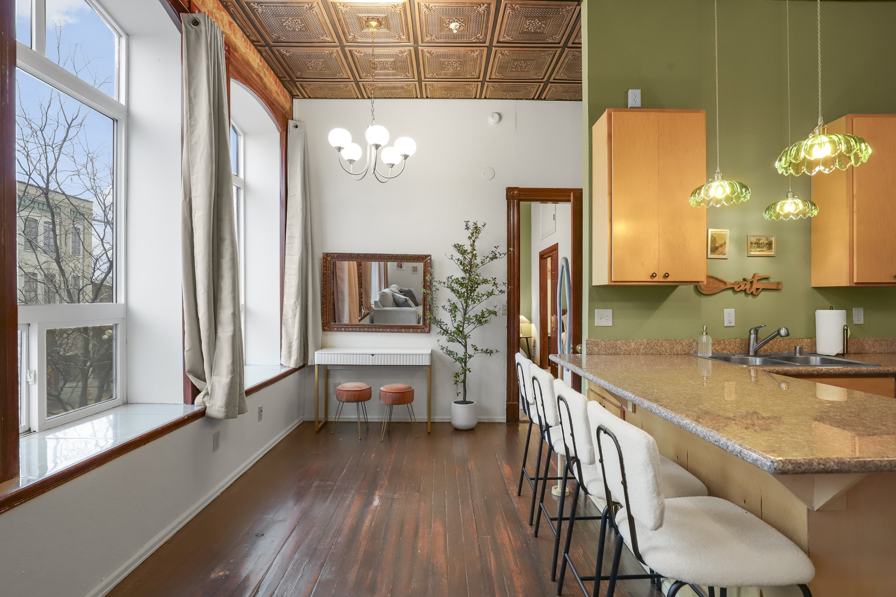 The Riverdale bedroom in downtown Great Falls