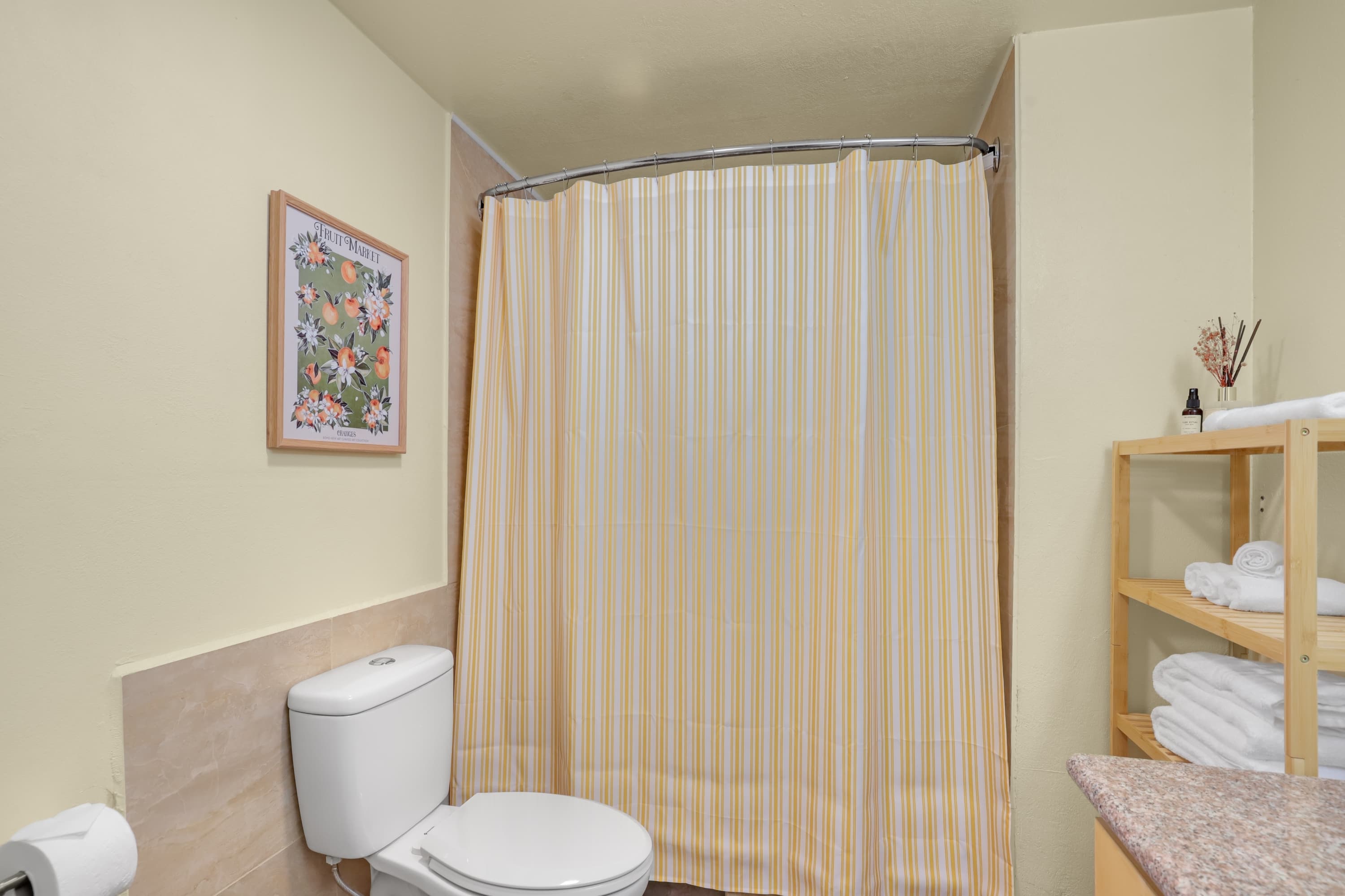 The Riverdale bedroom in downtown Great Falls